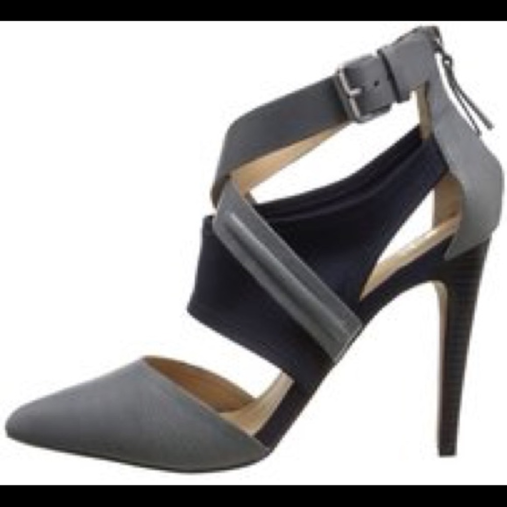 Joe’s pumps